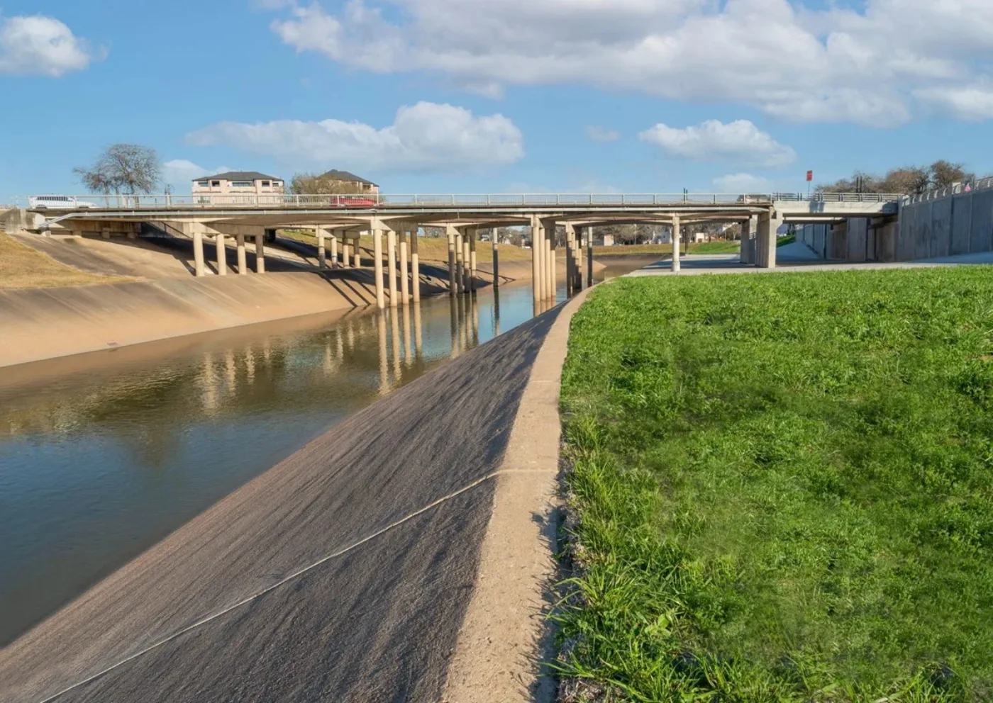 Brays Bayou Stella Link Bridge Extension