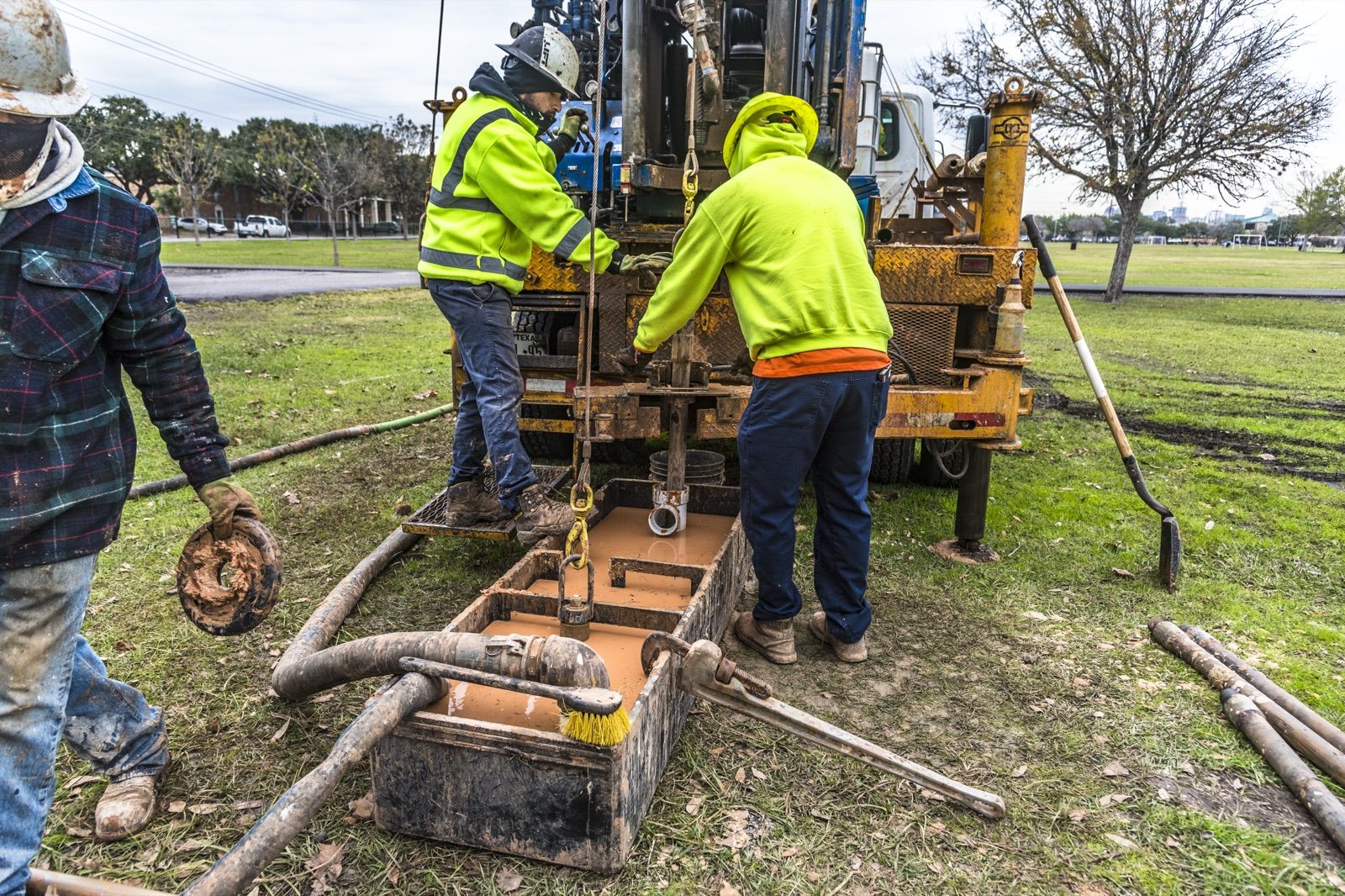 Geotechnical field work at the Burnett Bayland Park site