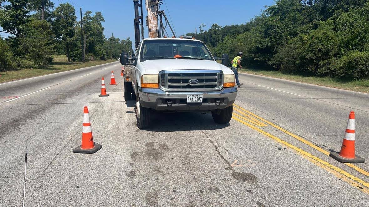 ATL crew and field truck working under traffic control on Will Clayton Parkway